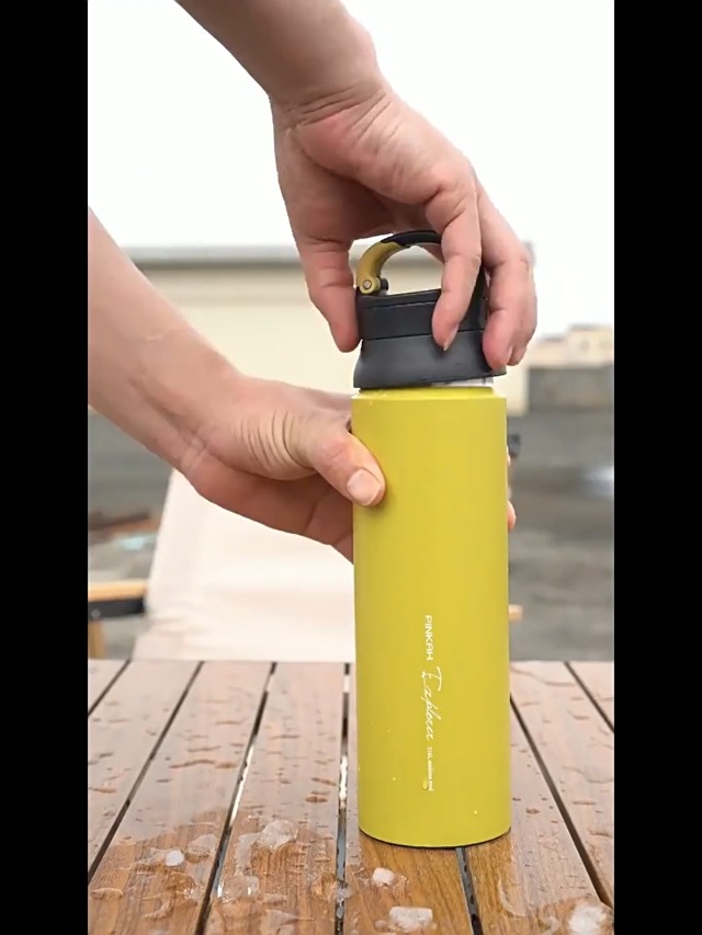 Amazon | 水筒 800ml ハンドル付き 24h 保冷保温 ステンレスボトル